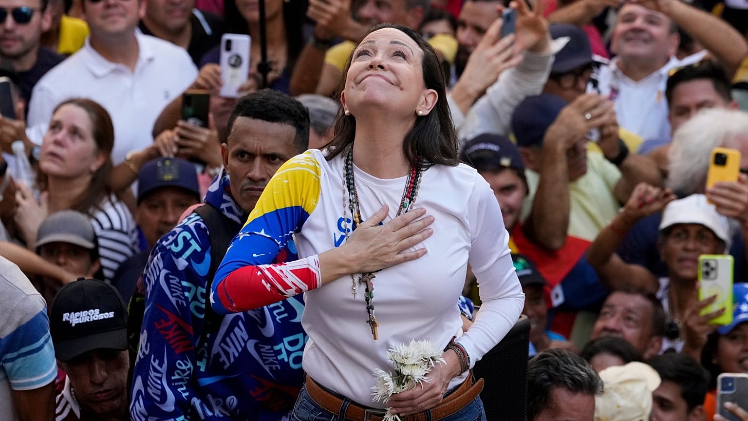 María Corina Machado, venezuelai ellenzéki vezető egy Nicolás Maduro elleni megmozduláson Caracasban, 2025 januárjában