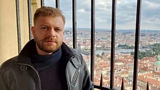 Akademisyen Emrah Gülsunar