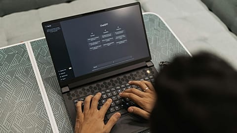 A man uses ChatGPT.