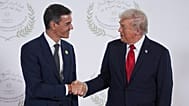 Pedro Sánchez ve Donald Trump Mısır'da bir araya geldi.