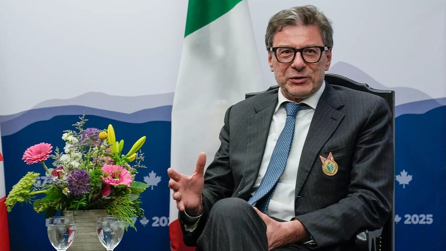 Il ministro dell'Economia italiano, Giancarlo Giorgetti, durante il G7 in Canada lo scorso maggio