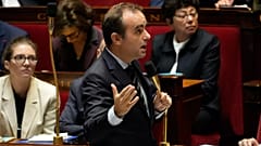 Le Premier ministre français Sébastien Lecornu s'exprime lors de la séance de questions-réponses au gouvernement, mercredi 15 octobre 2025 à l'Assemblée nationale à Paris.