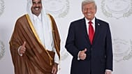 ترامب يلتقي الشيخ محمد بن عبد الرحمن آل ثاني في قمة بشرم الشيخ لدعم وقف الحرب بين إسرائيل وحماس في غزة، 13 أكتوبر 2025.