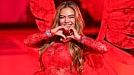 Karol G, la primera latina en desfilar para Victoria's Secret, 16 de octubre de 2025