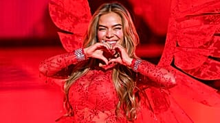 Karol G, la primera latina en desfilar para Victoria's Secret, 16 de octubre de 2025