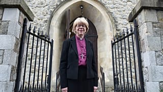 Sarah Mullally canterbury érsek