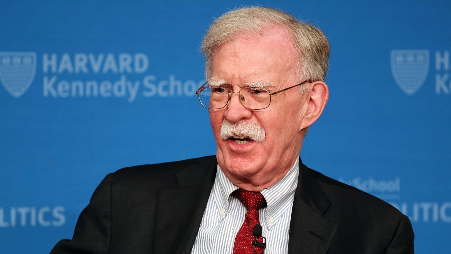 John Bolton a Harvard egyetemen 2025. szeptember 29-én