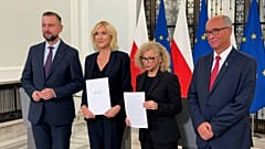 Wspólne ogłoszenie projektu ustawy przez polityków Lewicy i PSL.  