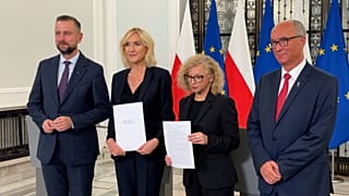 Wspólne ogłoszenie projektu ustawy przez polityków Lewicy i PSL.  