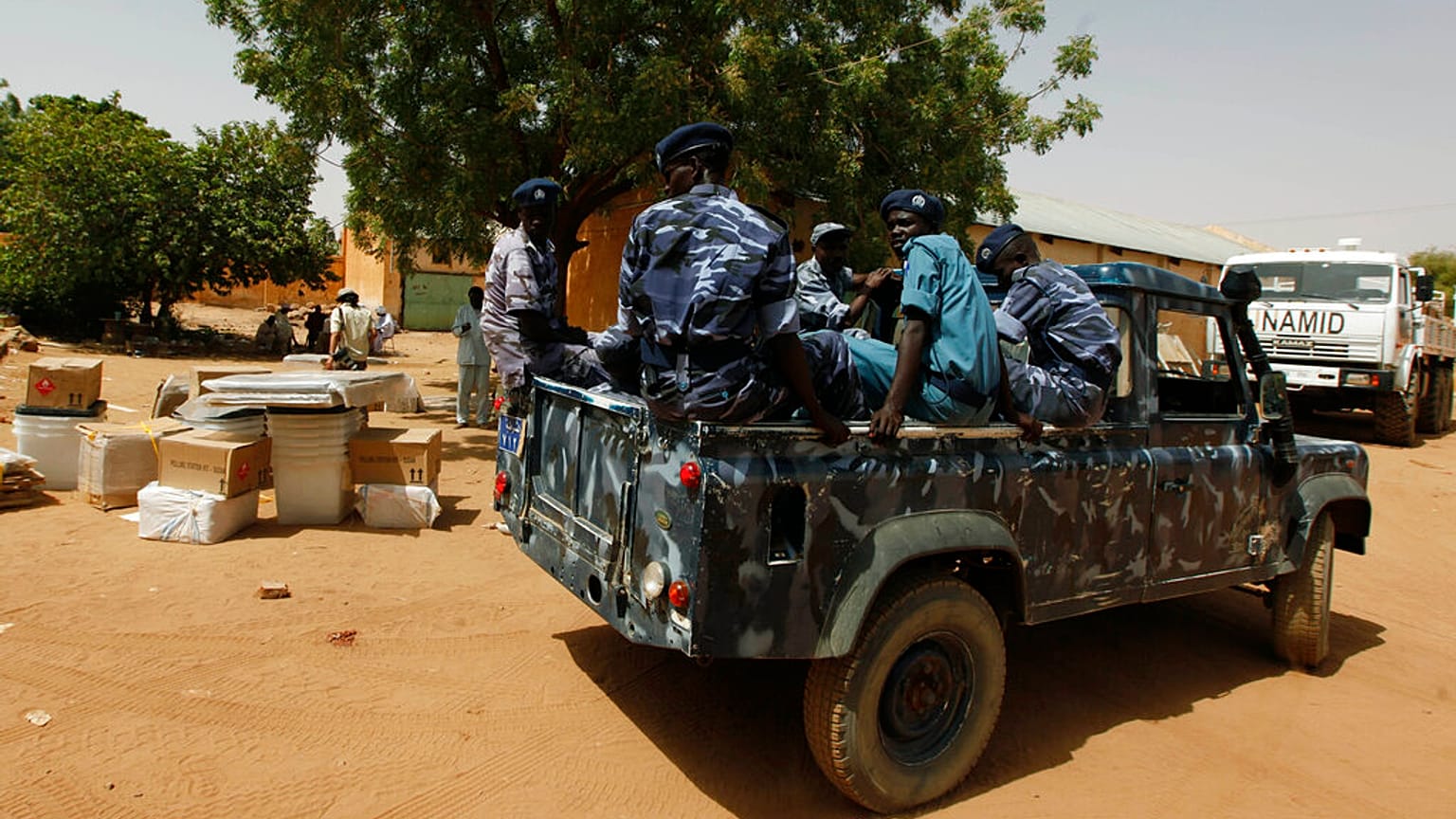 حراس الشرطة السودانية في الفاشر