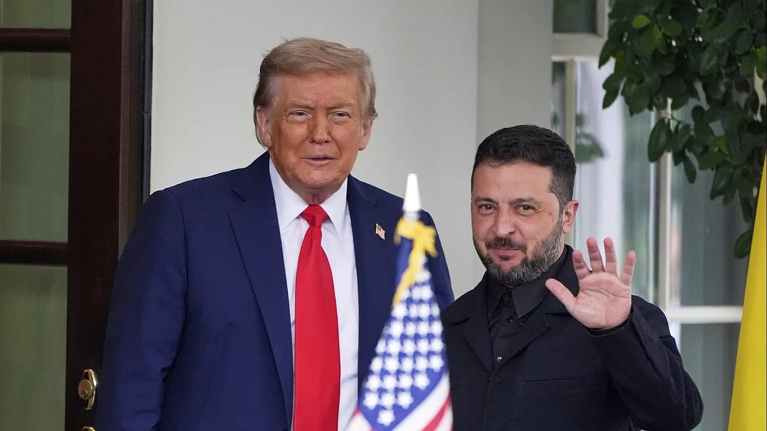 Trump y Zelenski, a la llegada de este último a la Casa Blanca este viernes 17 de octubre de 2025