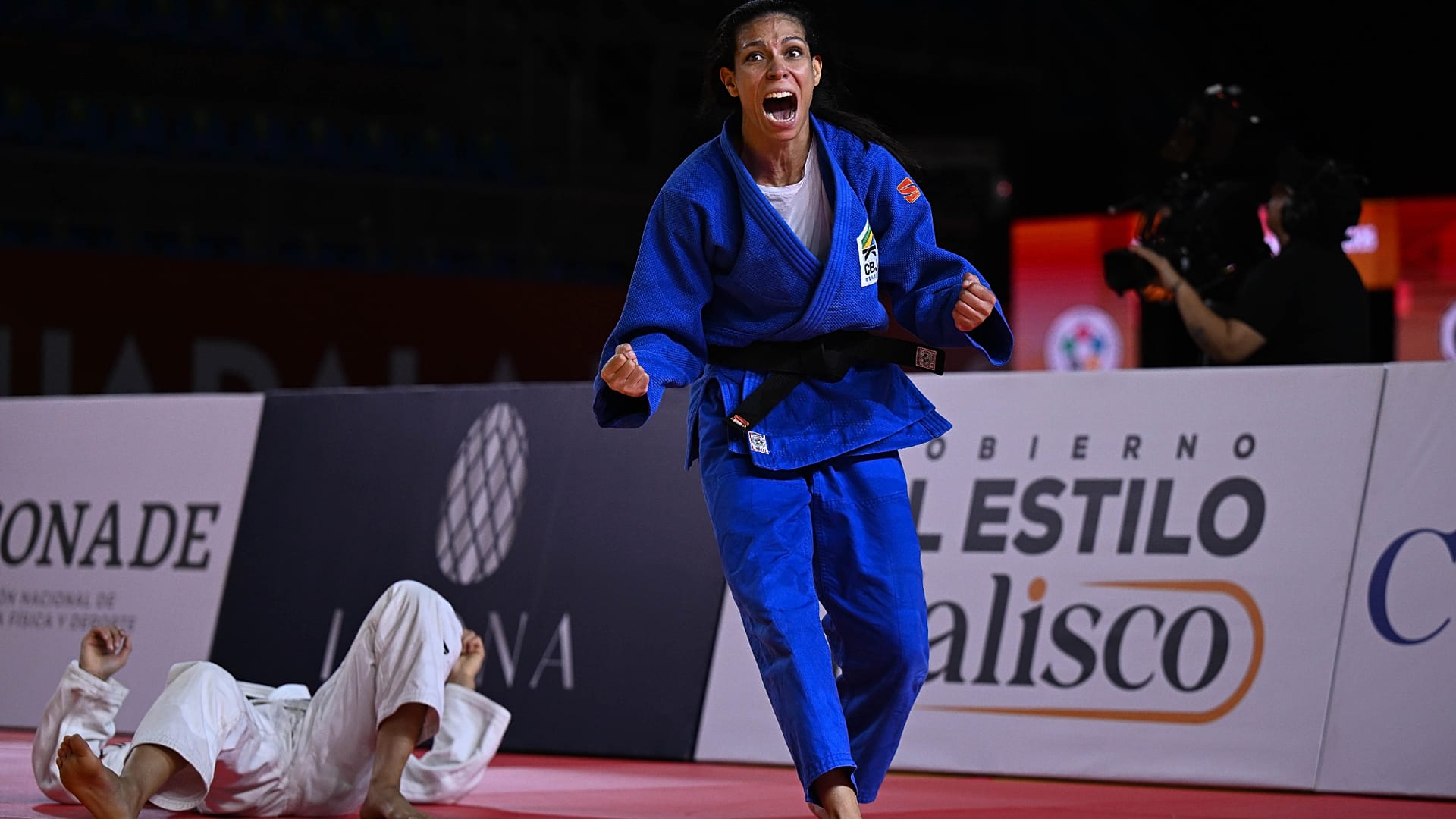 À peine six jours après son titre à Lima, Jessica Pereira (BRA) était de retour en finale, cette fois à Guadalajara, en –52 kg.