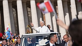 Papa Leone in Piazza San Pietro