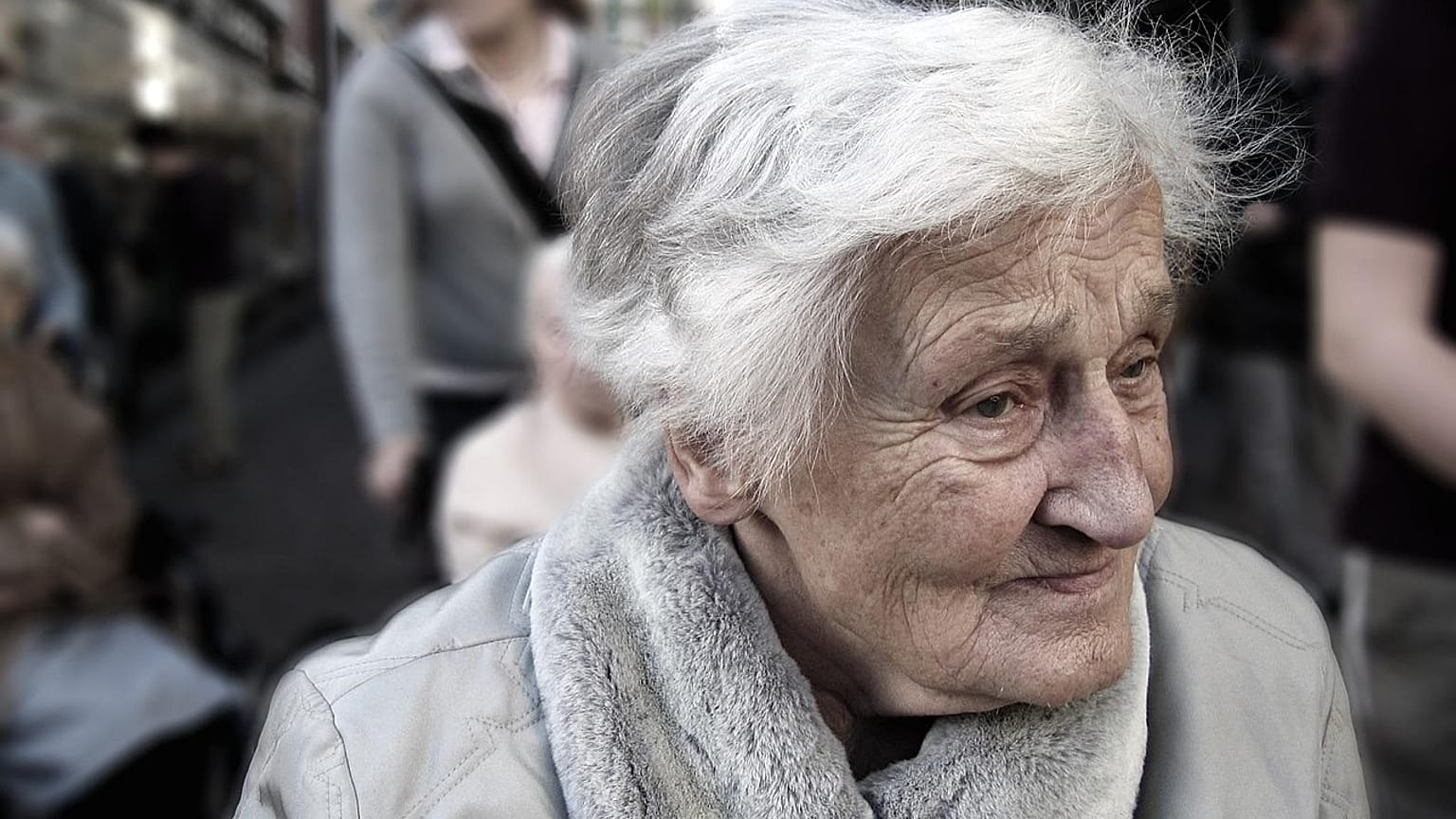 An elderly woman