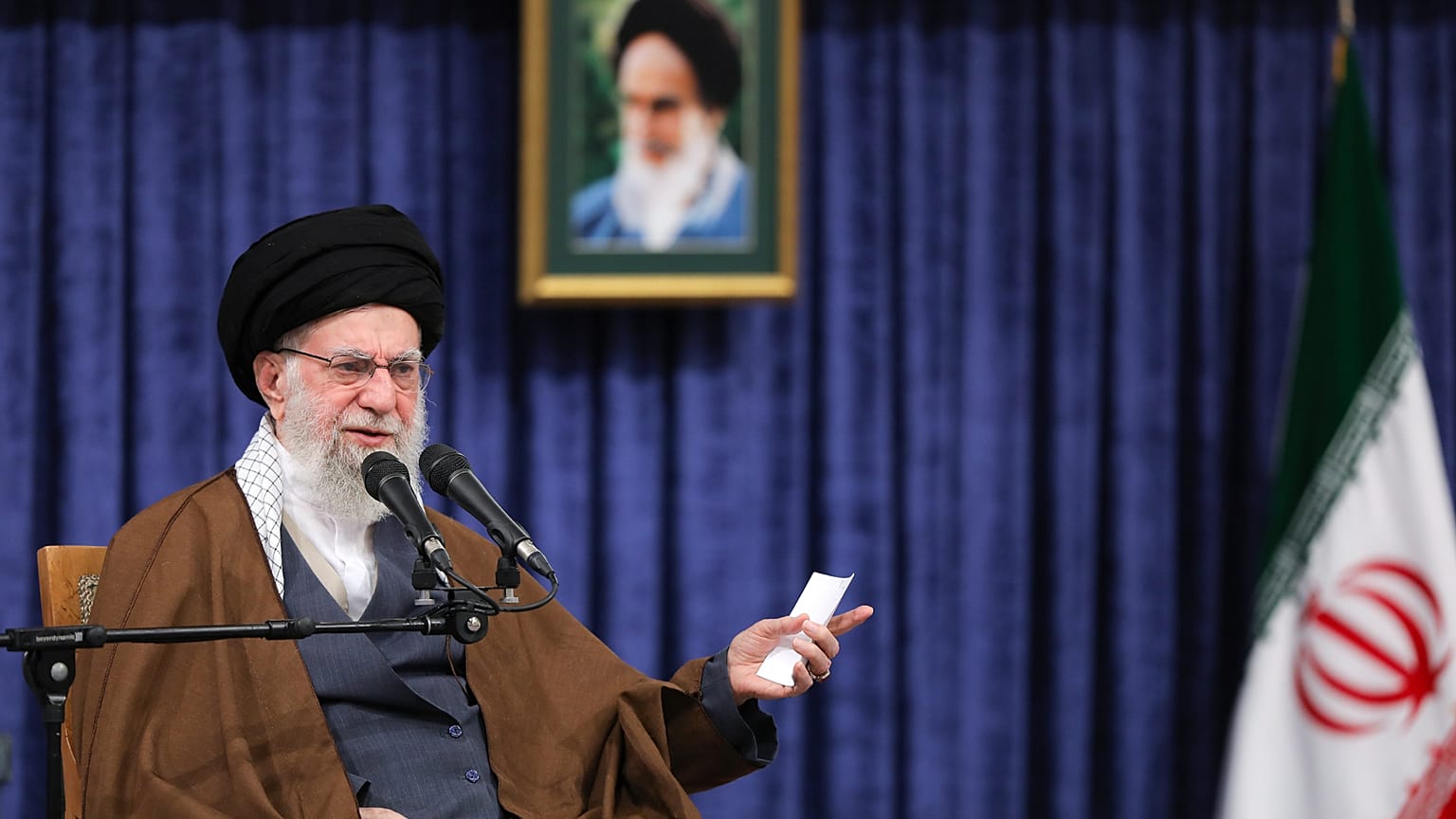 علی خامنه‌ای رهبر جمهوری اسلامی