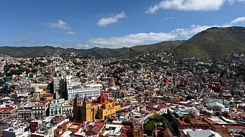 Vista de la ciudad de Guanajuato desde las alturas.