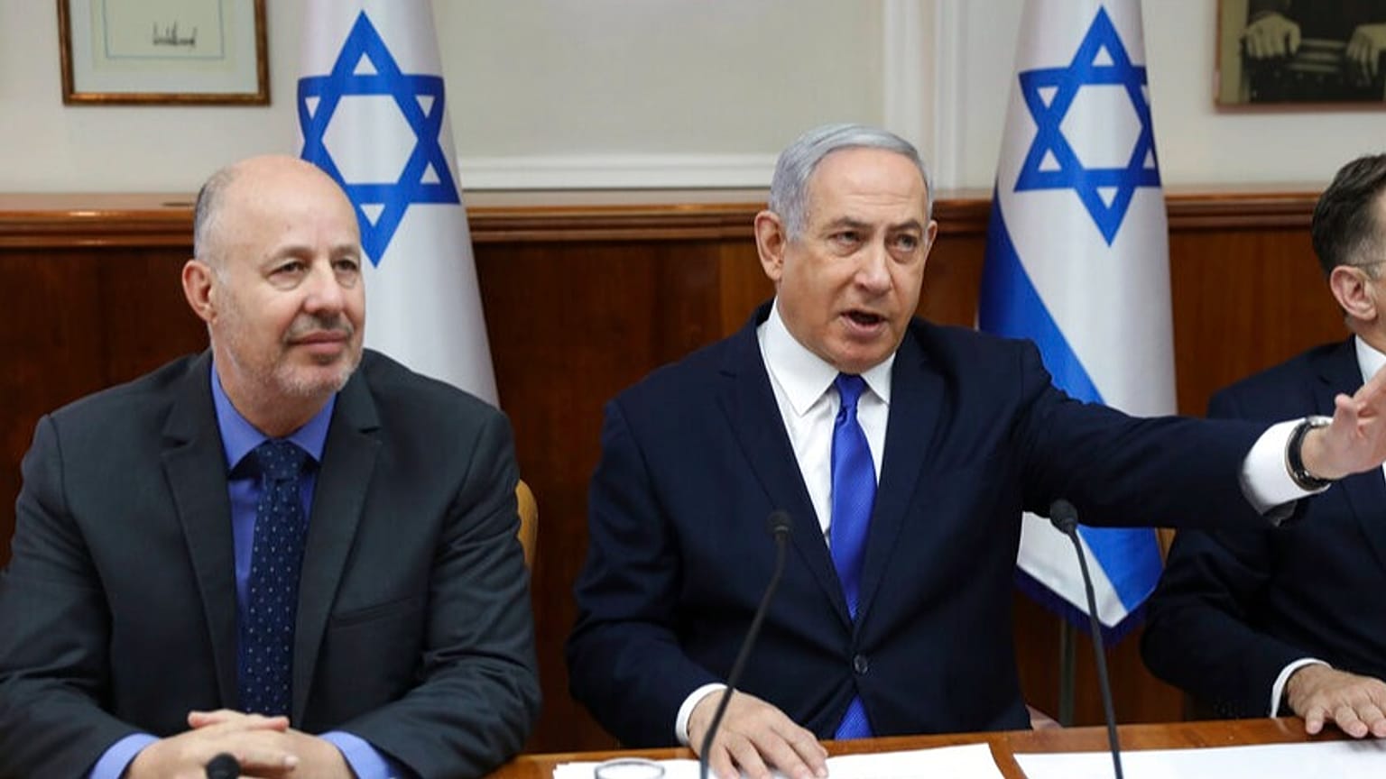 رئيس الوزراء الإسرائيلي بنيامين نتنياهو،و تساحي هنغبي، إسرائيل، الأحد 29 ديسمبر 2019. 