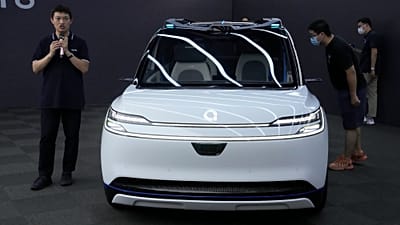 Baidu'nun Apollo Go robot taksi kolu İsviçre'de PostBus ile stratejik ortaklığa girişti