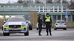 Svéd rendőrök egy lövöldözés helyszínén Orebróban