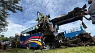 حادث تصادم أودى بحياة عدد من الأشخاص على الطريق السريع بين العاصمة الأوغندية كمبالا ومدينة غولو شمال البلاد، 22 أكتوبر 2025.