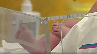 Новорождённый португалец в больнице