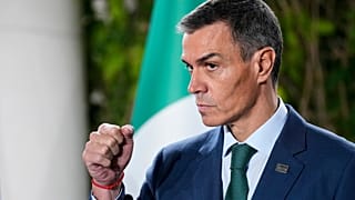 Pedro Sánchez asiste a una rueda de prensa después de la cumbre del MED9 en Portoroz, Eslovenia, el lunes 20 de octubre de 2025.