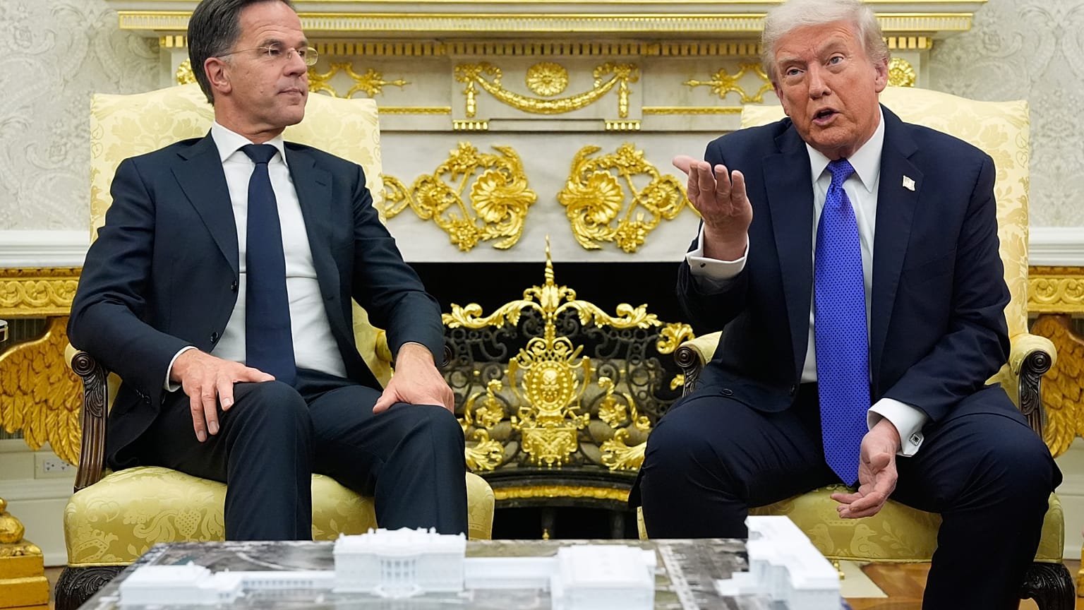 Mark Rutte és Donald Trump a Fehér Házban