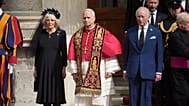 El Rey Carlos y la Reina Camilla se reúnen con el Papa León 