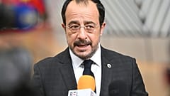 Ο Νίκος Χριστοδουλίδης μιλά στον Τύπο πριν τη Σύνοδο Κορυφής της ΕΕ, 23 Οκτωβρίου, Βρυξέλλες