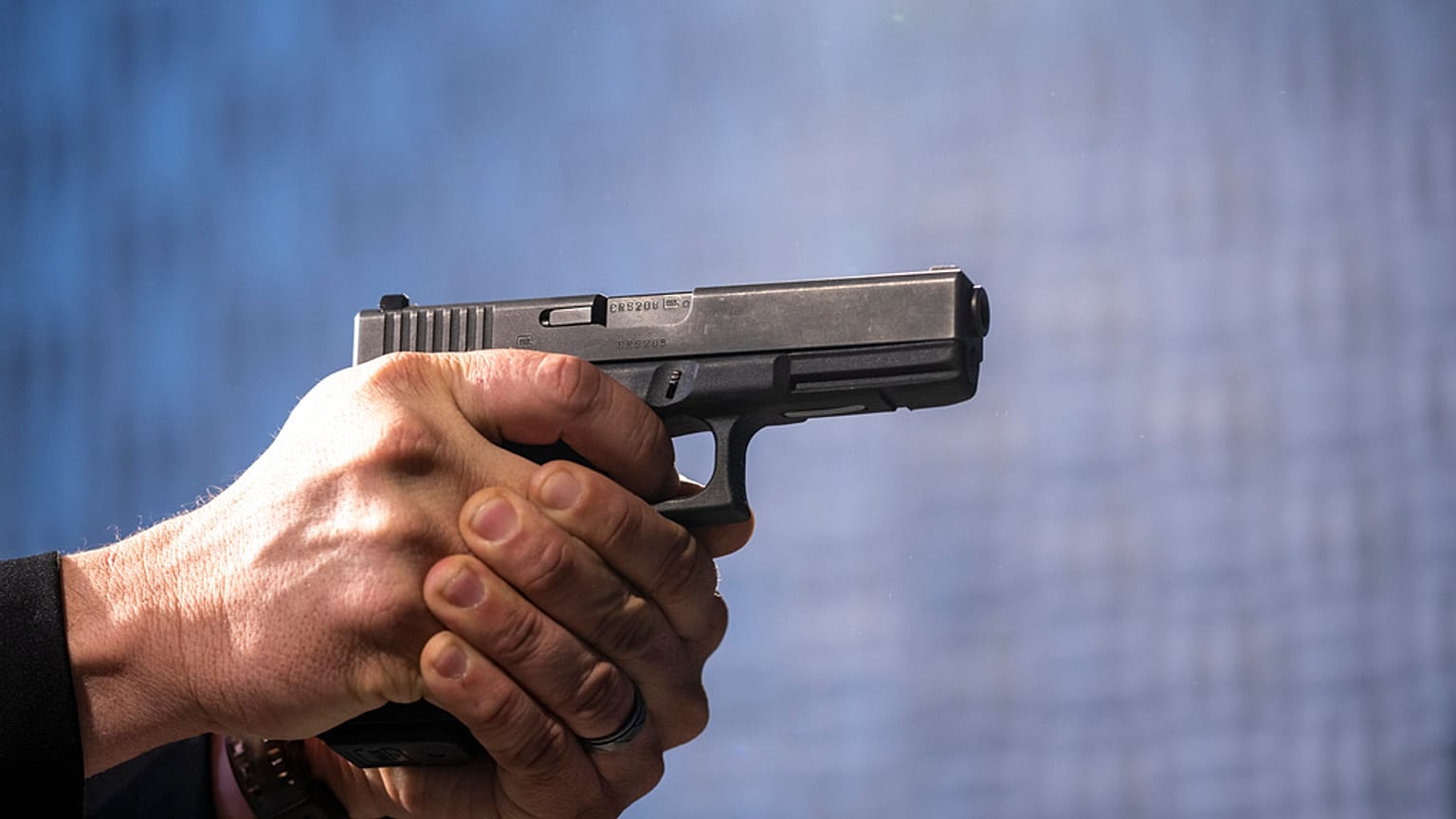 Adolescente usou a arma do pai