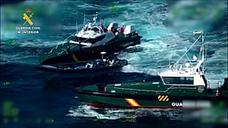 La Guardia Civil intercepta una lancha que transportaba 1.700 kg de hachís, 24 de octubre de 2025