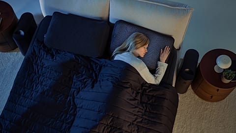 صورة لسيدة نائمة