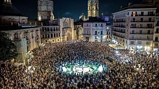 Multitudinaria manifestación en Valencia exigiendo responsabilidades por la DANA, 26 de octubre de 2025