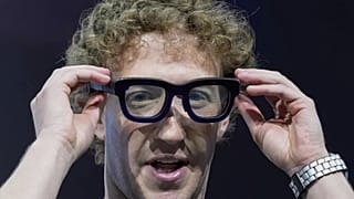 Mark Zuckerberg, Meta'nın akıllı gözlüğüyle.