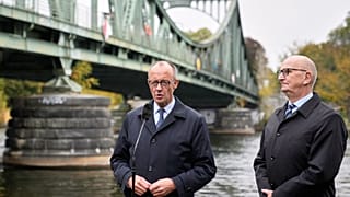 Merz mit dem brandenburgischen Ministerpräsidenten Woidke (SPD) am Tag seiner "Stadtbild"-Aussage
