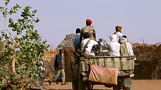 صورة لدورية تابعة لحركة تحرير السودان قرب الفاشر 