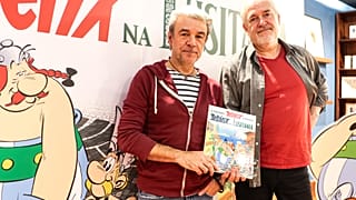 Fabcaro (texto) e Didier Conrad (desenho) são os autores do novo álbum de Astérix