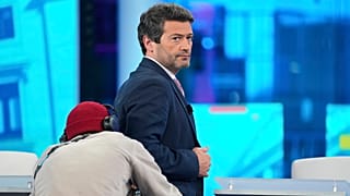 ARQUIVO (04.05.2025): Andre Ventura, líder do partido populista de direita Chega preparando-se para mais um debate televisivo