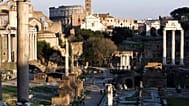 Il Foro Romano con il Colosseo sullo sfondo - Roma