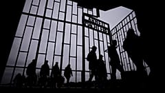 Deutschland sichert Pflege von Holocaust-Überlebenden mit eine Milliarde Dollar weltweit ab.
