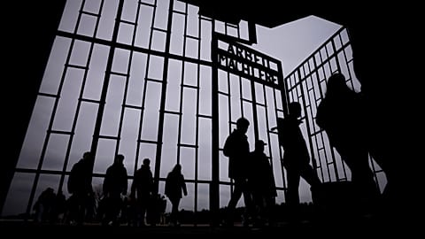 Deutschland sichert Pflege von Holocaust-Überlebenden mit eine Milliarde Dollar weltweit ab.