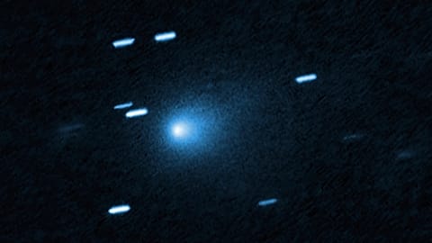 Esta imagen de la NASA/ESA muestra el cometa interestelar 3I/ATLAS, captada por el telescopio espacial Hubble el 21 de julio de 2025 a 277 millones de millas de distancia.