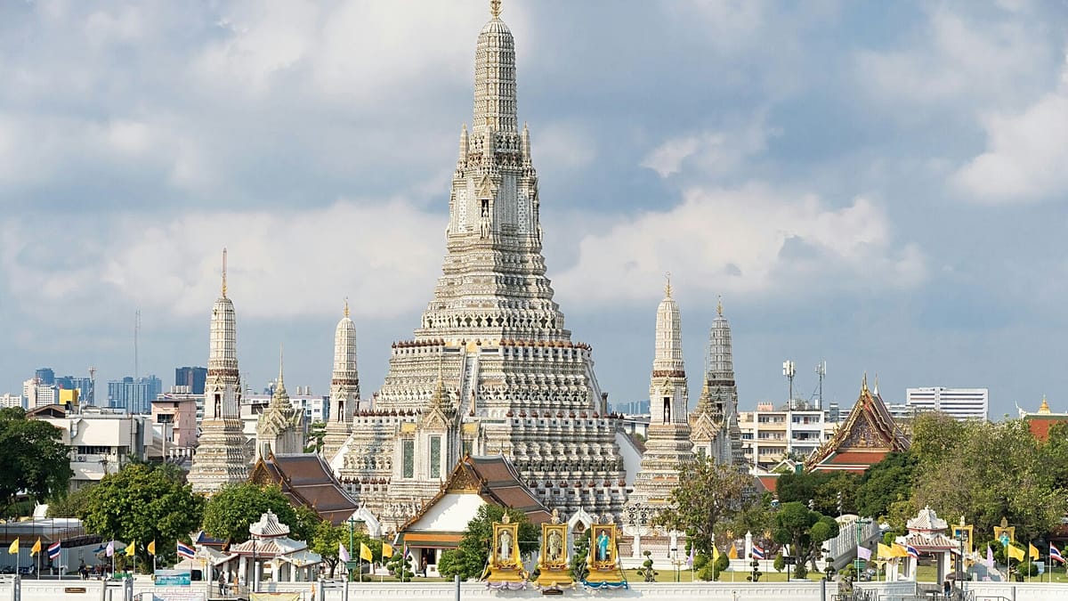 Visiting Thailand during the mourning period? Here’s what will and won’t change for travellers