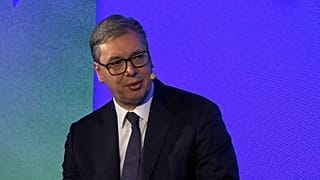 Вучич: Сербия готова возобновить продажу боеприпасов после прекращения экспорта