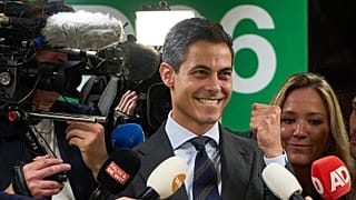 Rob Jetter, líder del D66, celebra los resultados de las elecciones en La Haya, el jueves 30 de octubre de 2025