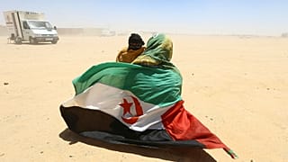 Des Sahraouis manifestent contre la résolution américaine sur le Sahara occidental