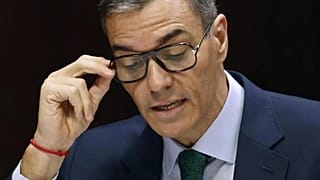 Pedro Sánchez, con gafas.