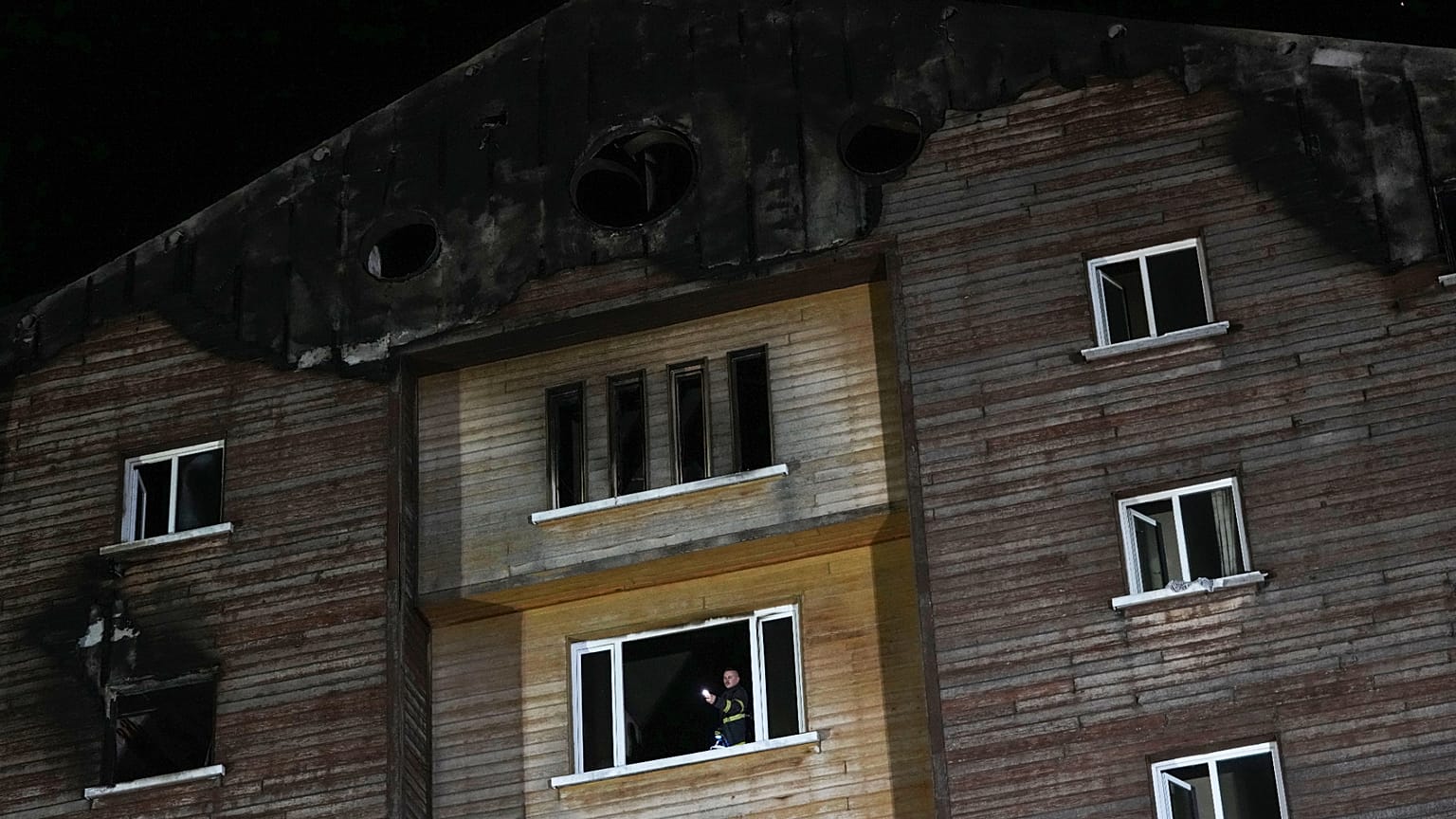 Kartalkaya'daki Grand Kartal otelde 21 Ocak'ta meydana gelen yangında 78 kişi hayatını kaybetmişti.