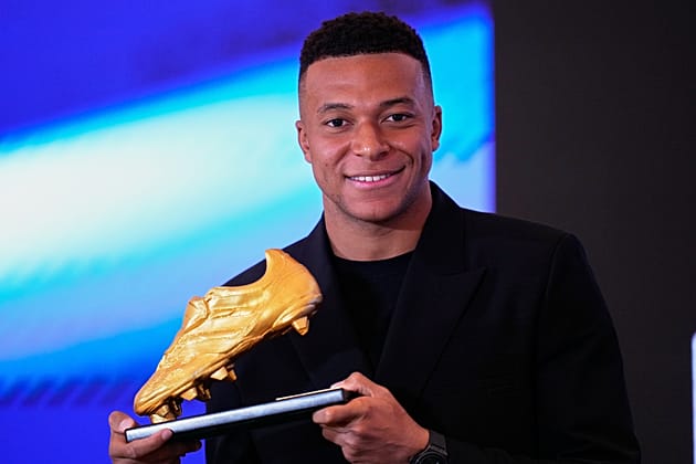 Réal Madrid : Mbappé reçoit le soulier d'or 2024-2025