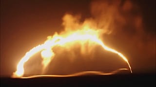 صاروخ "توماهوك" يسقط في شرق البحر المتوسط، 27 آذار/مارس 2003.